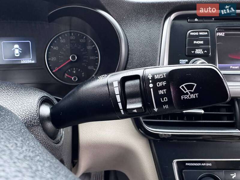 Седан Kia Optima 2016 в Козельщине