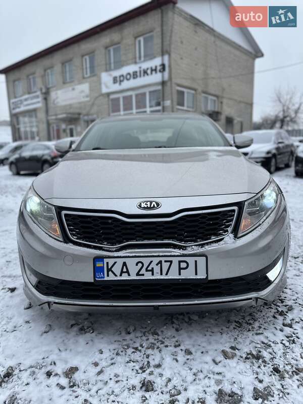 Седан Kia Optima 2013 в Смілі