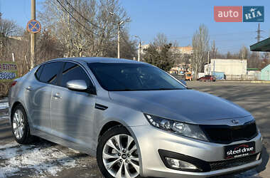 Седан Kia Optima 2012 в Николаеве
