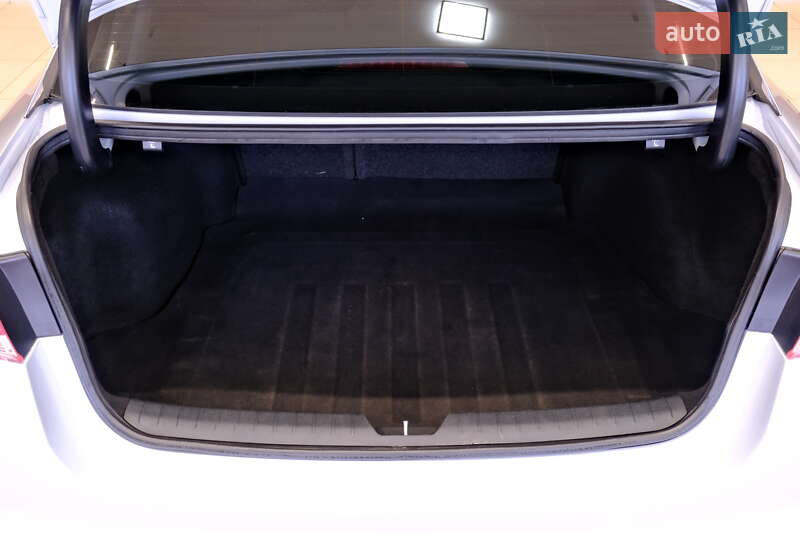 Седан Kia Optima 2016 в Одессе