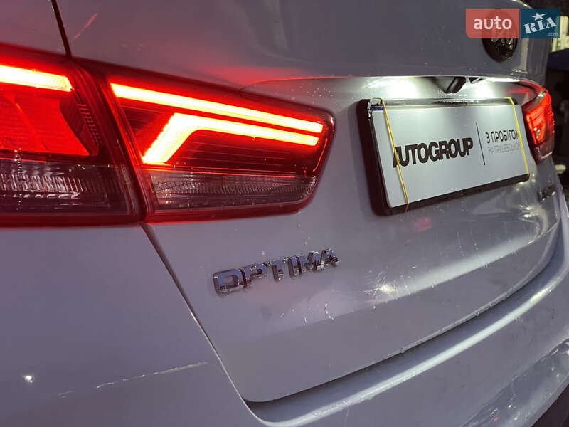 Седан Kia Optima 2019 в Одессе