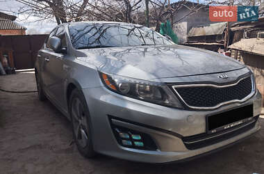 Седан Kia Optima 2015 в Чугуєві