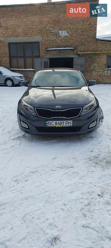 Седан Kia Optima 2015 в Вишневом