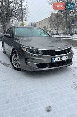 Седан Kia Optima 2015 в Одессе