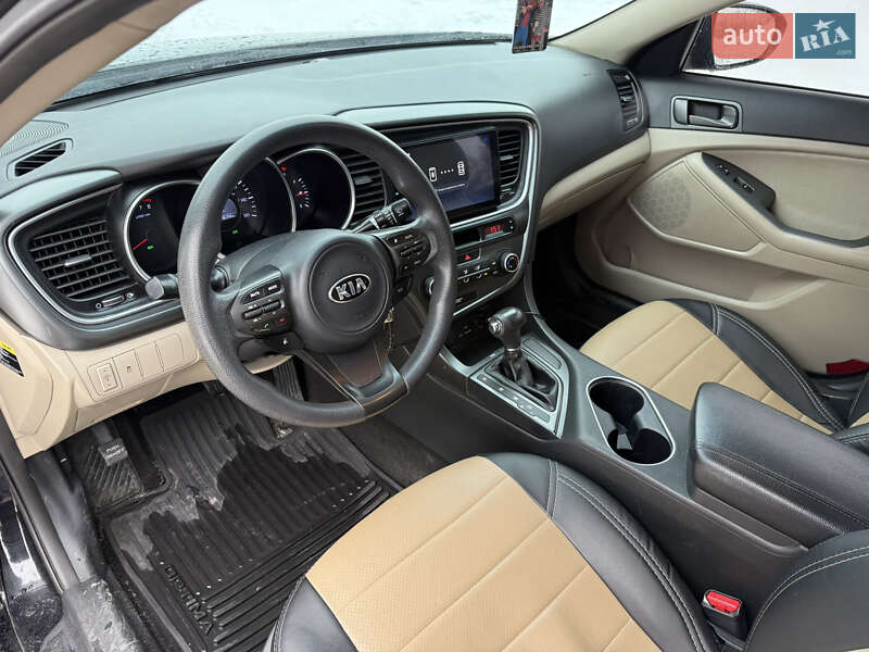 Седан Kia Optima 2014 в Киеве