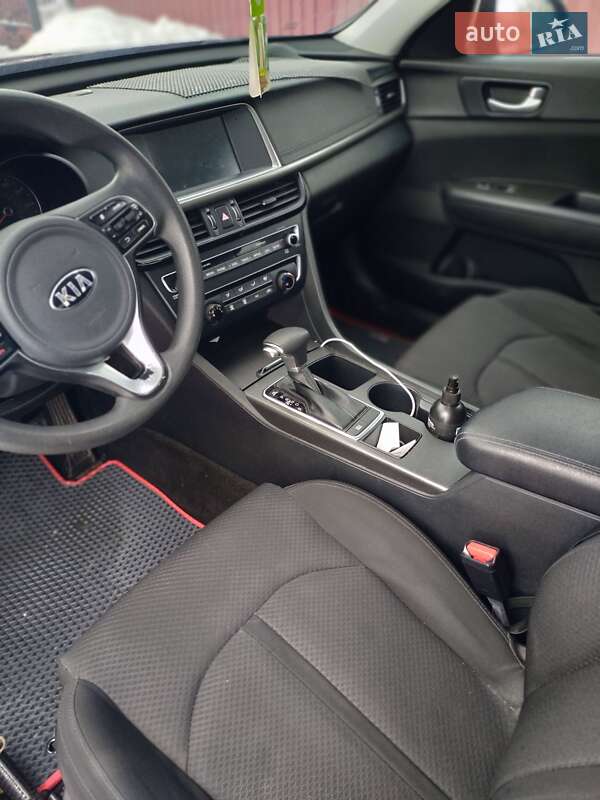 Седан Kia Optima 2018 в Житомирі