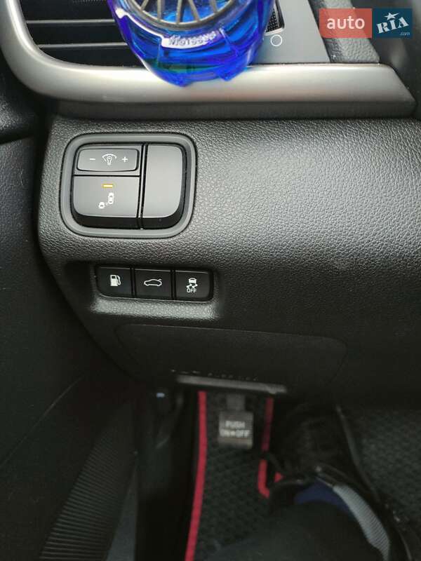 Седан Kia Optima 2018 в Житомирі