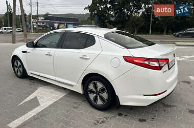 Седан Kia Optima 2013 в Старом Самборе