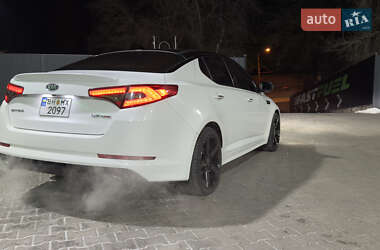Седан Kia Optima 2011 в Одессе