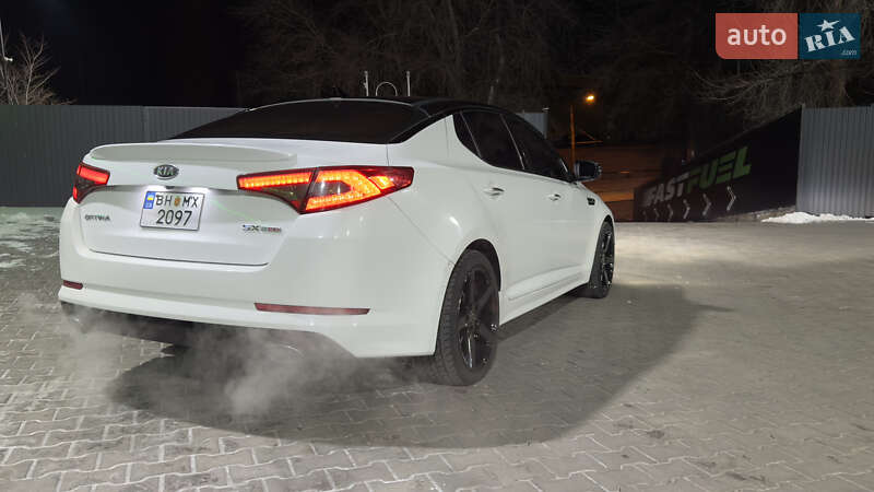 Седан Kia Optima 2011 в Одессе