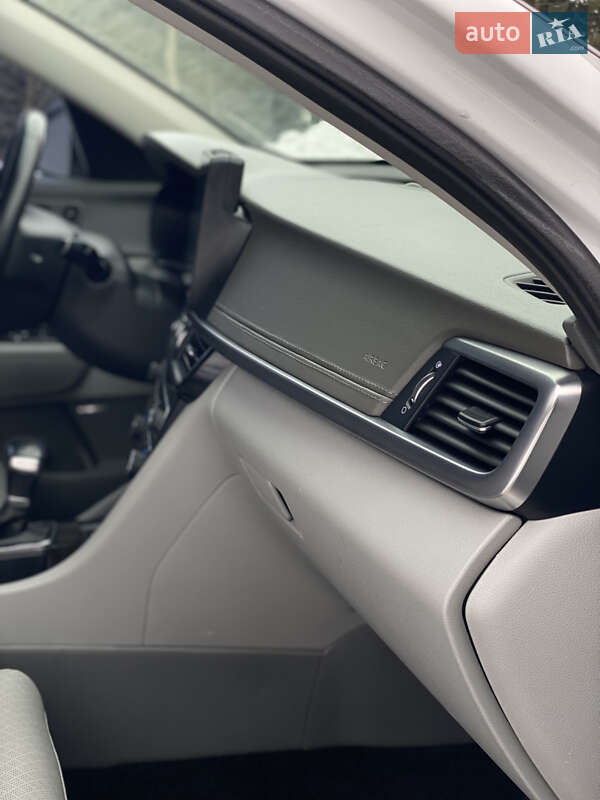 Седан Kia Optima 2016 в Івано-Франківську фото 26 Седан Kia Optima 2016 в Івано-Франківську