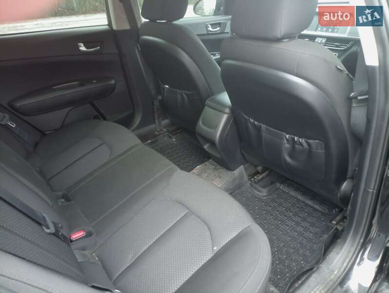 Седан Kia Optima 2018 в Дніпрі