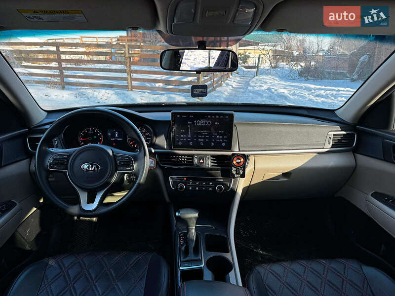 Седан Kia Optima 2015 в Києві