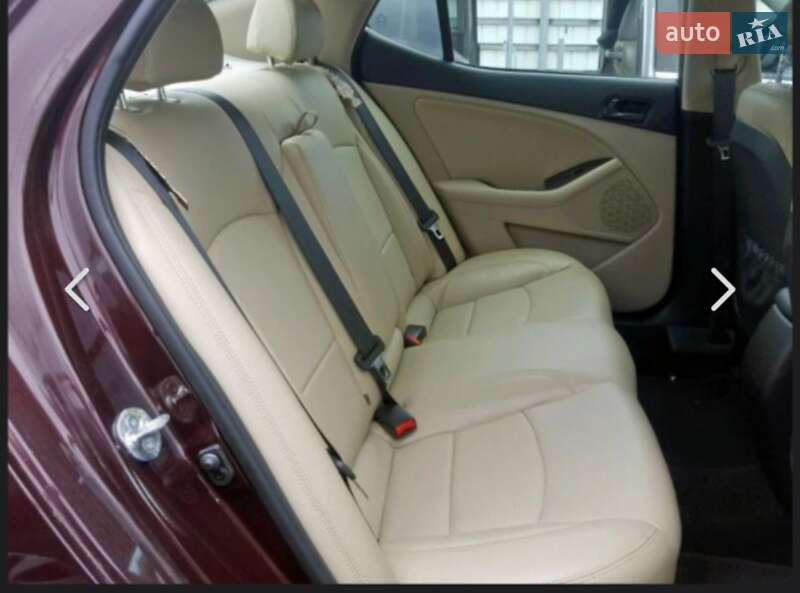 Седан Kia Optima 2014 в Миколаєві