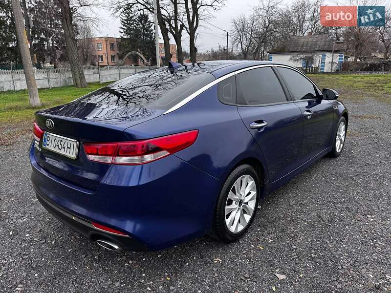 Седан Kia Optima 2016 в Козельщині