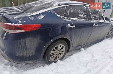 Седан Kia Optima 2015 в Киеве