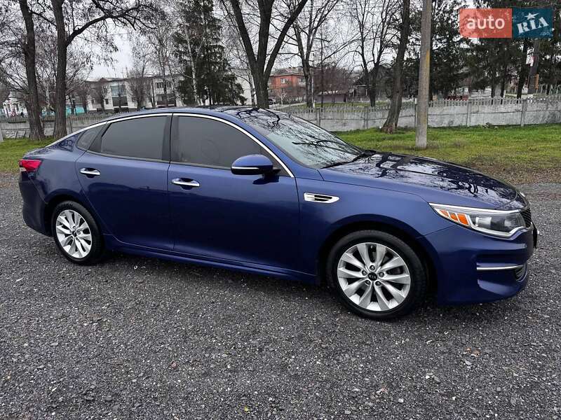 Седан Kia Optima 2016 в Кременчуці