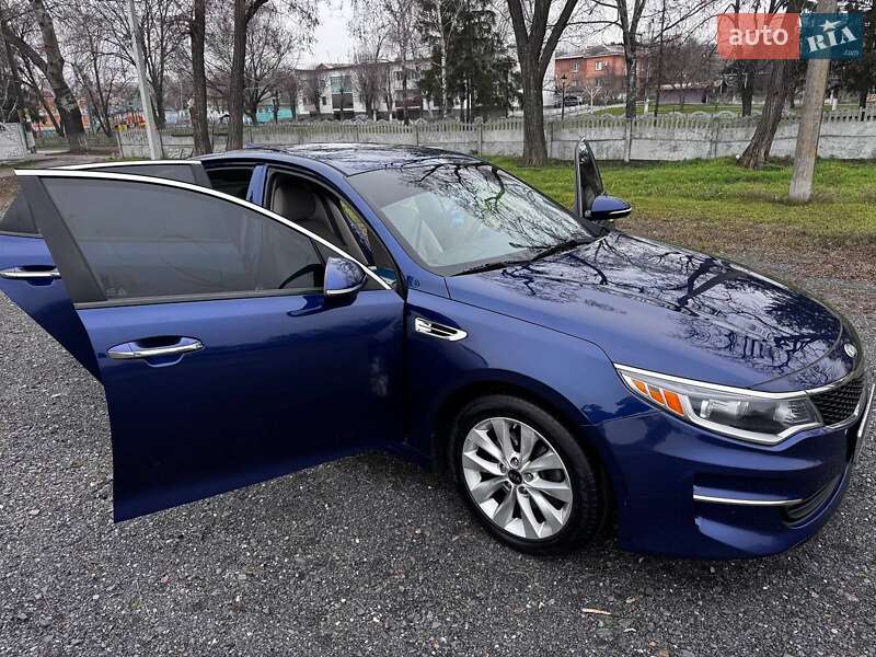 Седан Kia Optima 2016 в Кременчуці