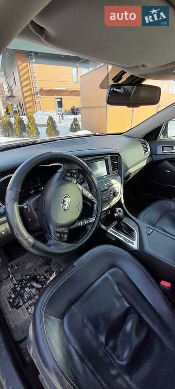 Седан Kia Optima 2012 в Львове