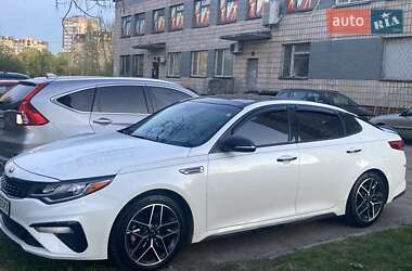 Седан Kia Optima 2019 в Киеве