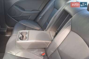 Седан Kia Optima 2015 в Южноукраїнську