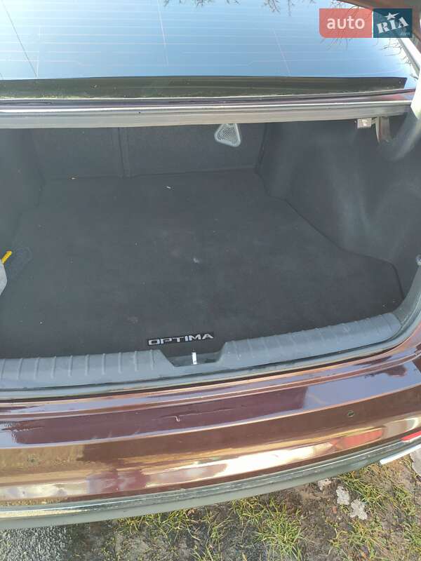 Седан Kia Optima 2018 в Житомирі