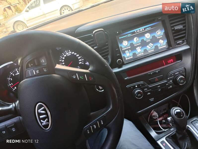 Седан Kia Optima 2012 в Славянске