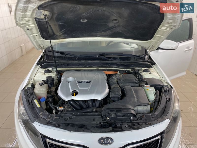 Седан Kia Optima 2011 в Харькове