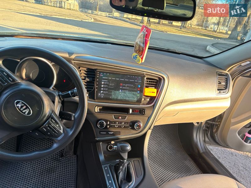 Седан Kia Optima 2014 в Кам'янському