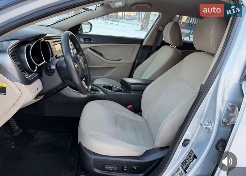 Седан Kia Optima 2014 в Полтаве