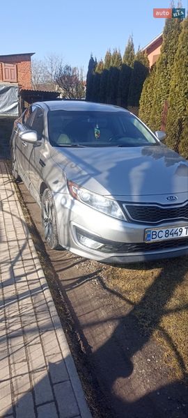 Седан Kia Optima 2013 в Львове