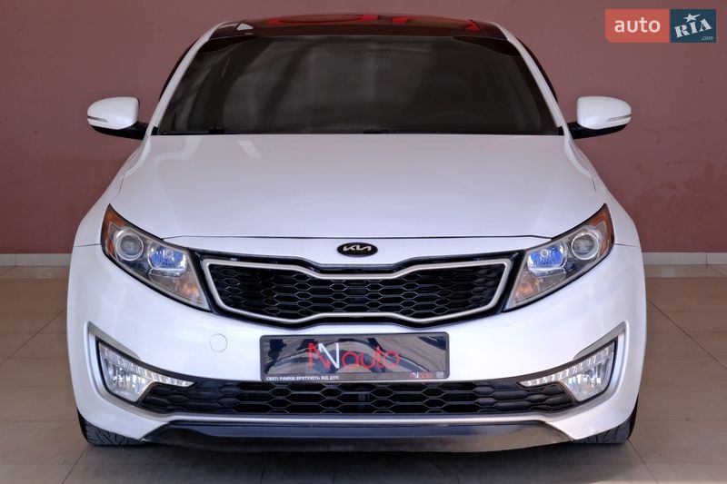 Седан Kia Optima 2013 в Одессе
