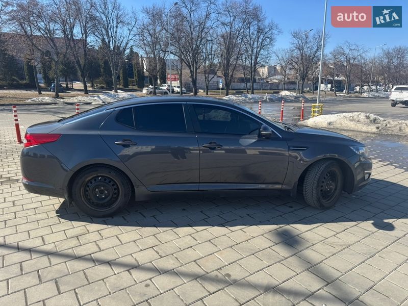Седан Kia Optima 2012 в Корсунь-Шевченківському
