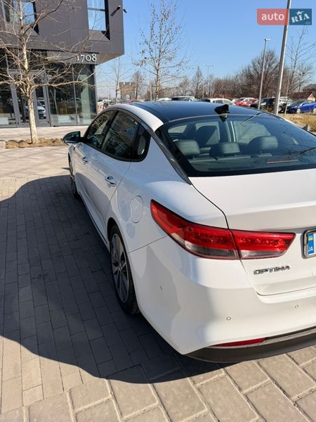 Седан Kia Optima 2016 в Ровно