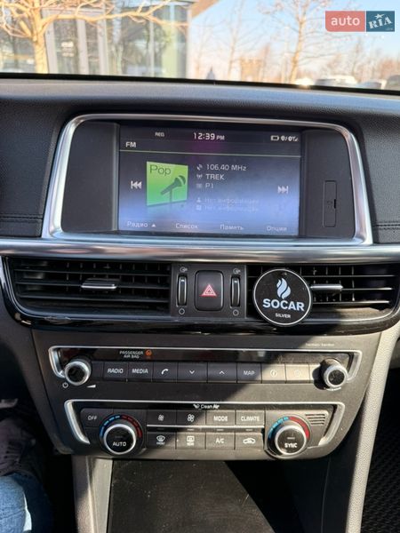 Седан Kia Optima 2016 в Ровно