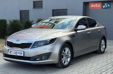 Седан Kia Optima 2012 в Львові