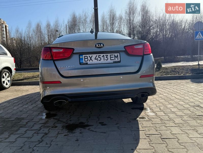 Седан Kia Optima 2015 в Хмельницком