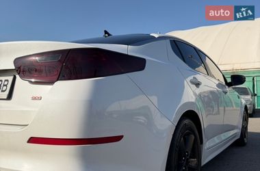 Седан Kia Optima 2014 в Дніпрі