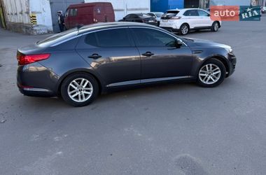 Седан Kia Optima 2011 в Полтаве