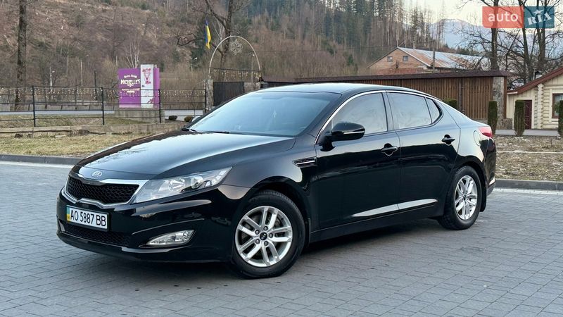 Седан Kia Optima 2012 в Міжгір'ї