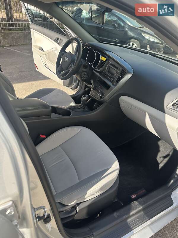 Kia Optima 2012 Kia Optima 2012