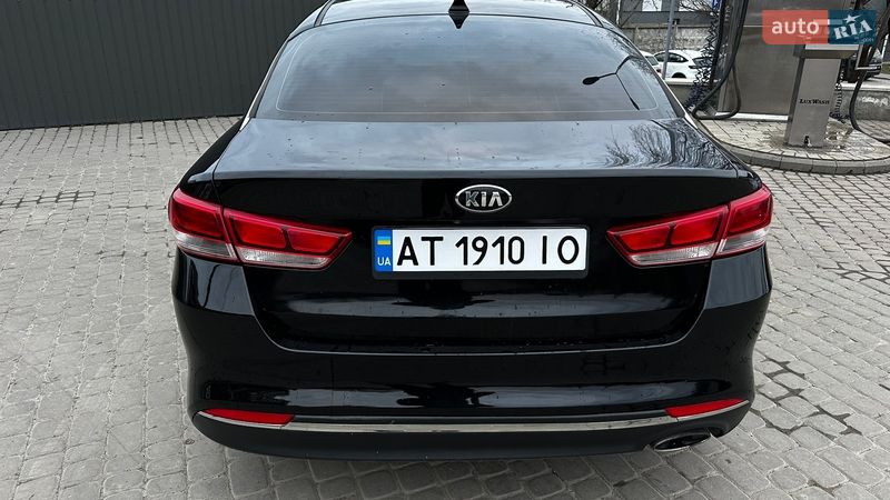 Седан Kia Optima 2016 в Ивано-Франковске