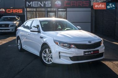 Седан Kia Optima 2017 в Киеве