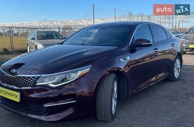 Седан Kia Optima 2017 в Ужгороді