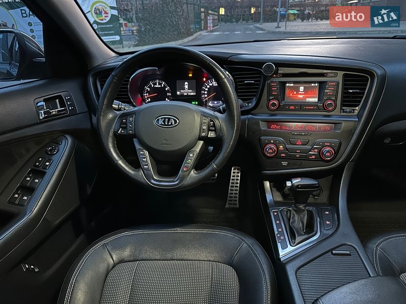 Седан Kia Optima 2012 в Одессе