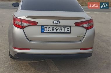 Седан Kia Optima 2013 в Львове