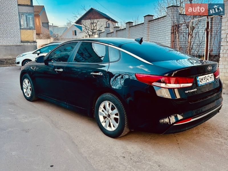 Седан Kia Optima 2018 в Житомирі