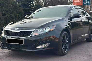 Седан Kia Optima 2012 в Днепре