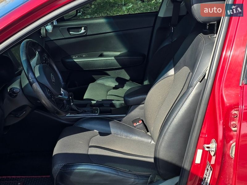 Седан Kia Optima 2017 в Білгороді-Дністровському фото 15 Седан Kia Optima 2017 в Білгороді-Дністровському