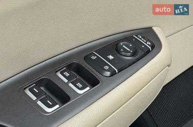 Седан Kia Optima 2015 в Харькове